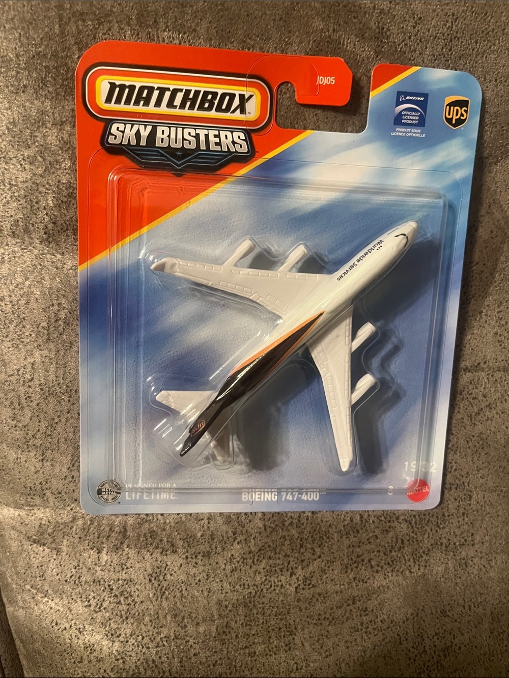 Matchbox Sky Busters UPS Boeing 747-400 Plane